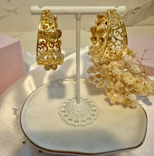 Load image into Gallery viewer, Kundan bali earrings
