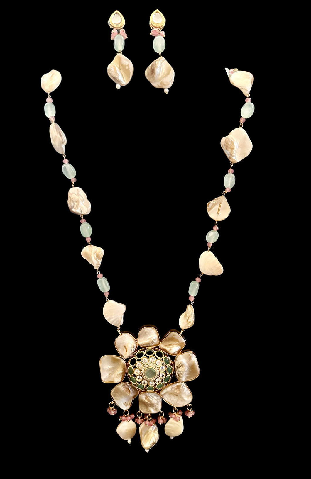 Blue agate stone necklace set
