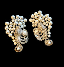 Load image into Gallery viewer, White pearl diamente earrings
