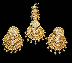 Gold plated tikka n earrings