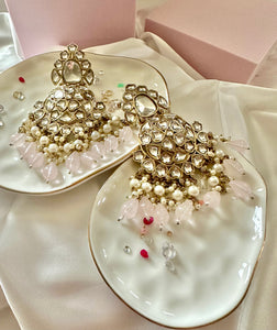Light pink kundan earrings