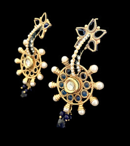 Sapphire golden polish earrings