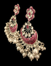 Load image into Gallery viewer, Fuchsia Meenakari German silver earrings
