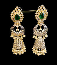 Load image into Gallery viewer, Emerald green jhumkaas
