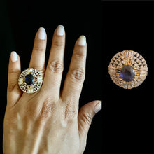 Load image into Gallery viewer, Black stone ring with baguettes
