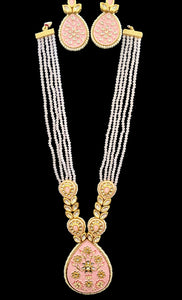 Pink lotus motif necklace set